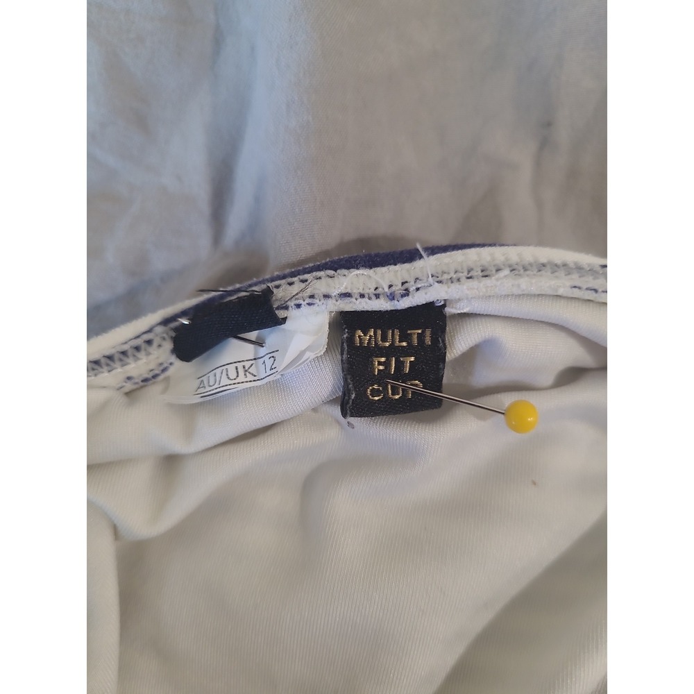 Bond Eye Joanne Blue White stripe ruched twist front Swimsuit Women SZ 8 coastal - Picture 6 of 11